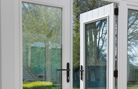 The classic 50/50 split is available, as well as a range of offset French doors